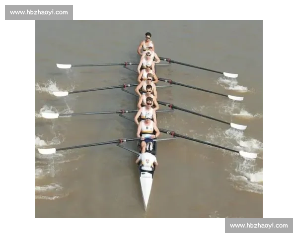 第九届南昌赛艇大师赛落幕：温州队创纪录夺冠，中外名校竞逐青山湖